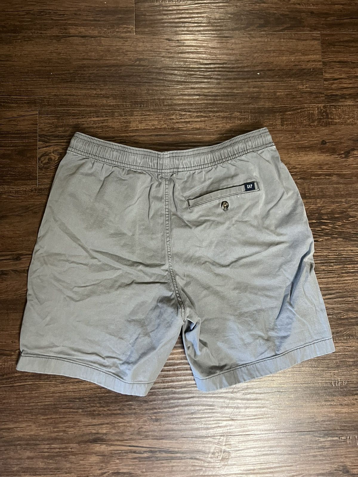 Gap *UNISEX* Gap Shorts Size US 32 / EU 48 - 3 Thumbnail