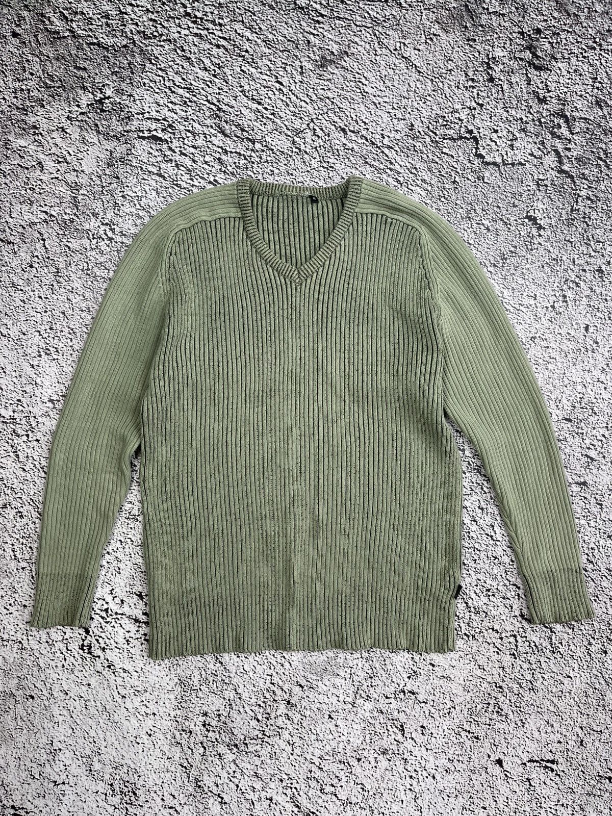 Vintage Vintage Y2K style faded sweater pullover streetwear Size US XL / EU 56 / 4 - 1 Thumbnail