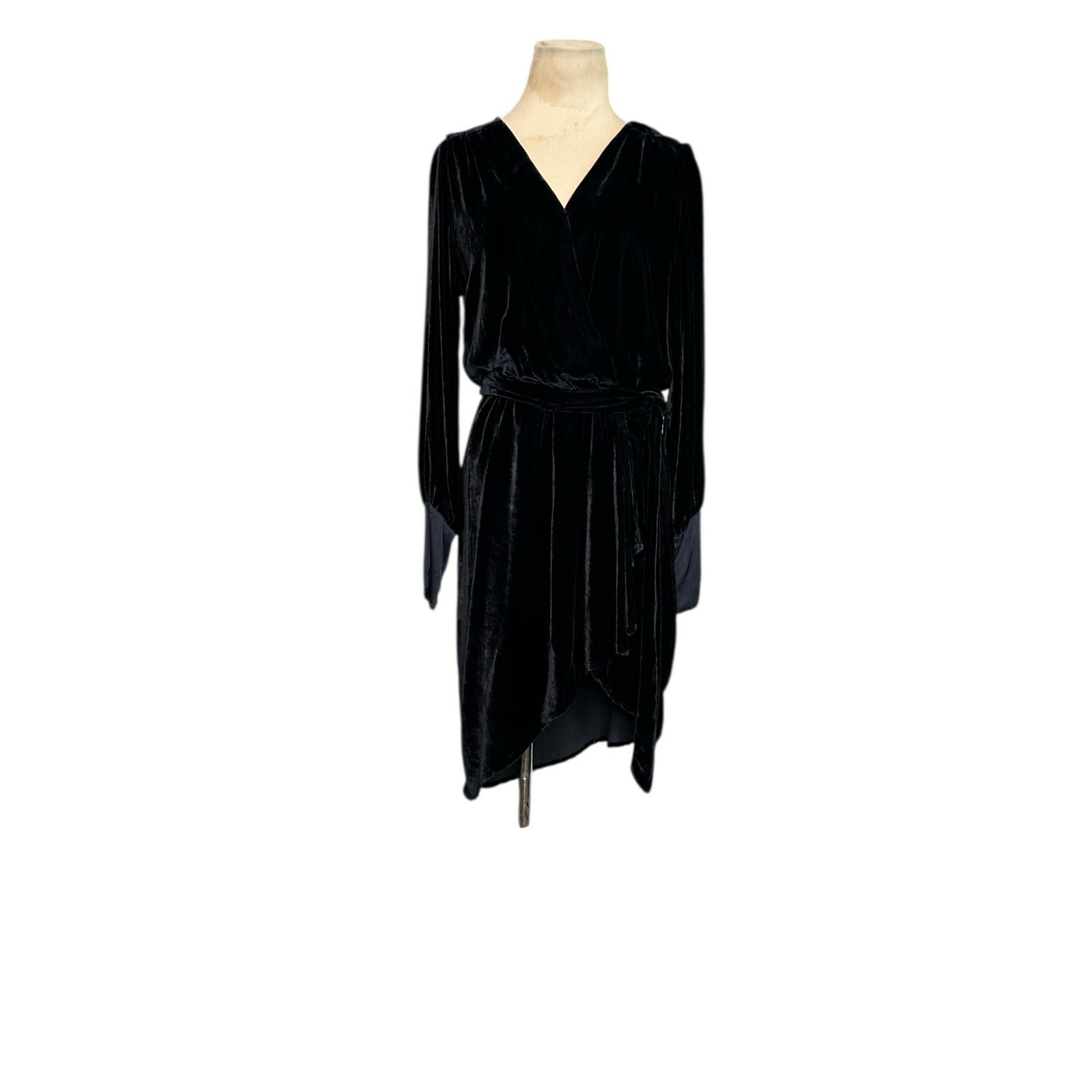 Young Fabulous & Broke Young Broke Fabulous velvet long sleeves belted dress Small Size S / US 4 / IT 40 - 15 Thumbnail