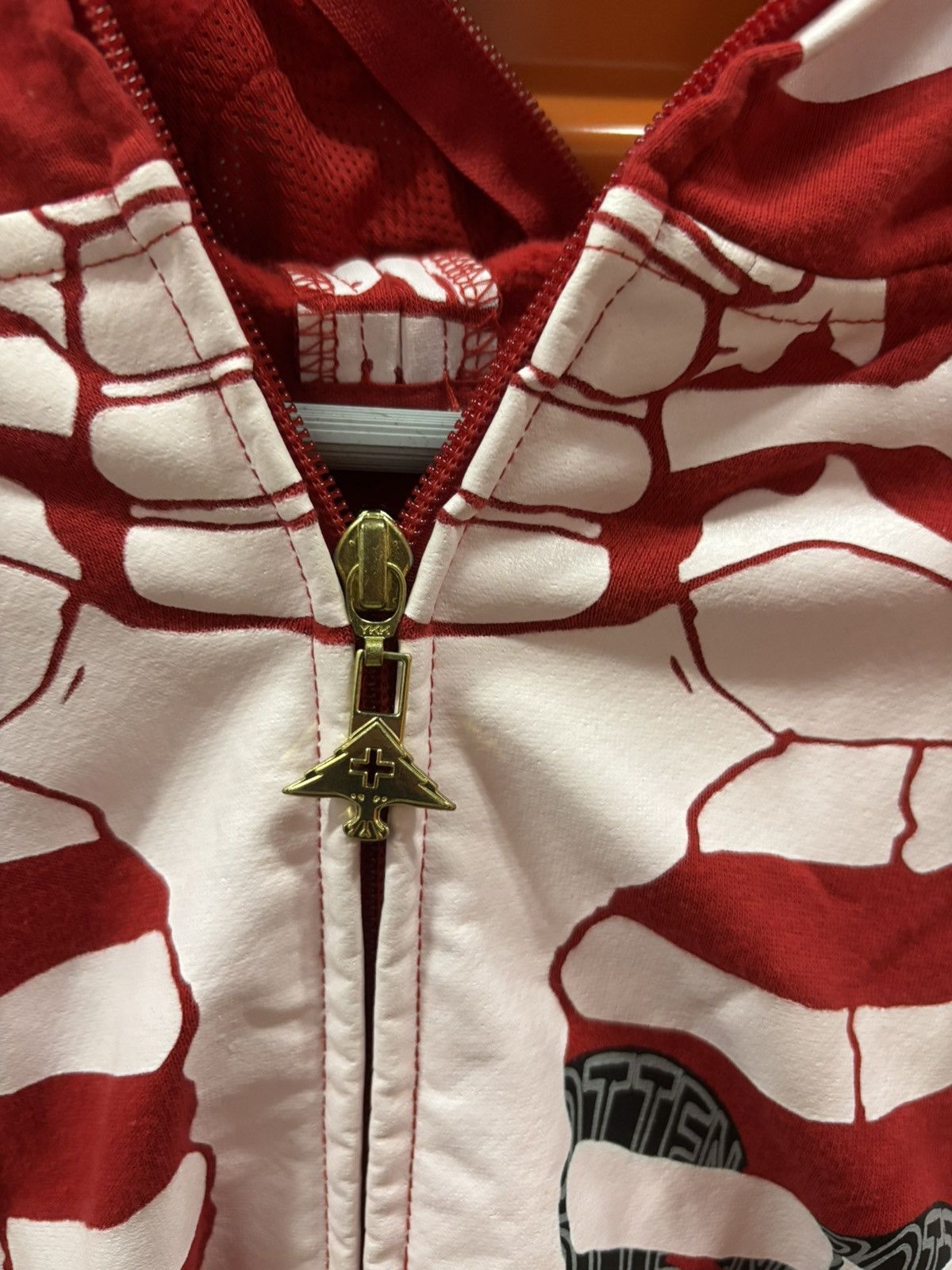 LRG LRG Dead Serious Hoodie, Red Size US XXL / EU 58 / 5 - 3 Thumbnail