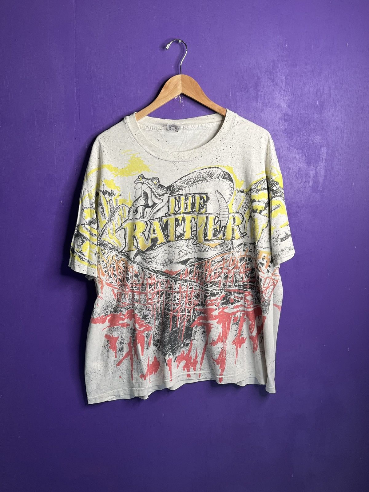 Vintage Vintage 90s Six flags fiesta Texas Rattler AOP t-shirt Size US XXL / EU 58 / 5 - 1 Thumbnail