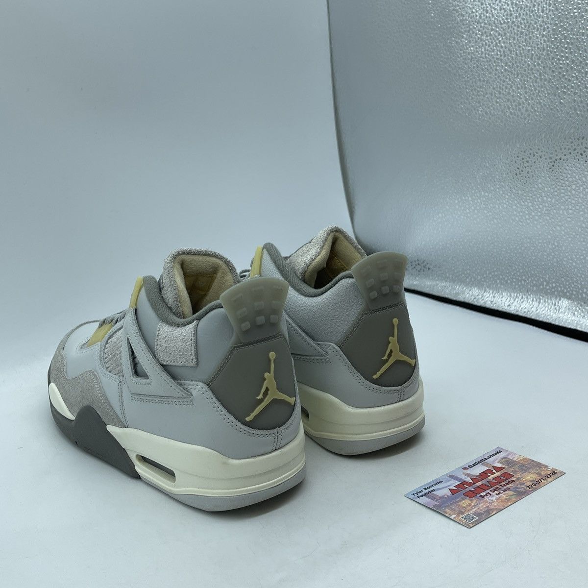 Jordan Brand Air Jordan 4 craft photon dust Size US 7.5 / EU 40-41 - 4 Thumbnail