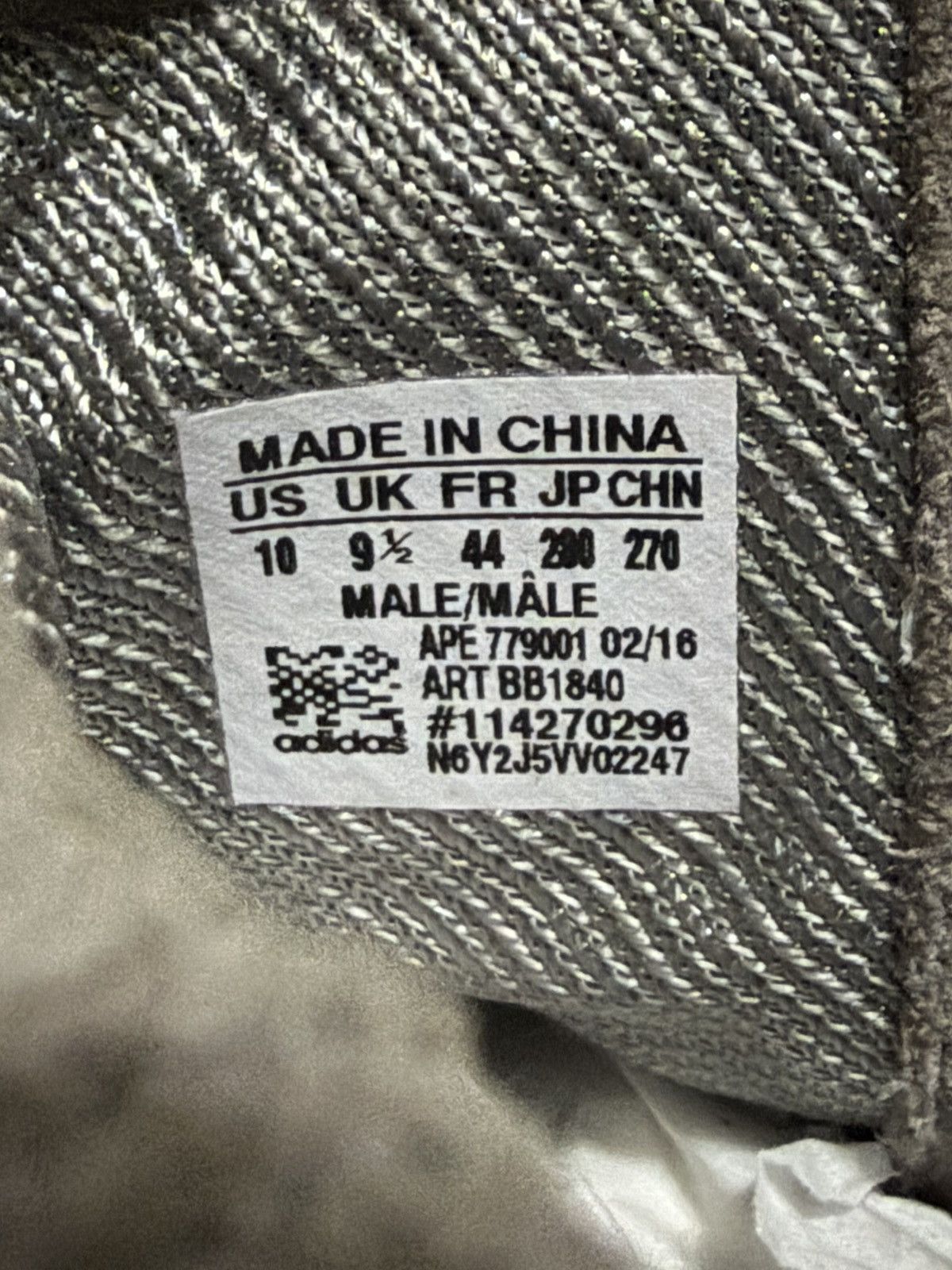 Yeezy Yeezy boost 750 grey glows Size US 10 / EU 43 - 6 Thumbnail