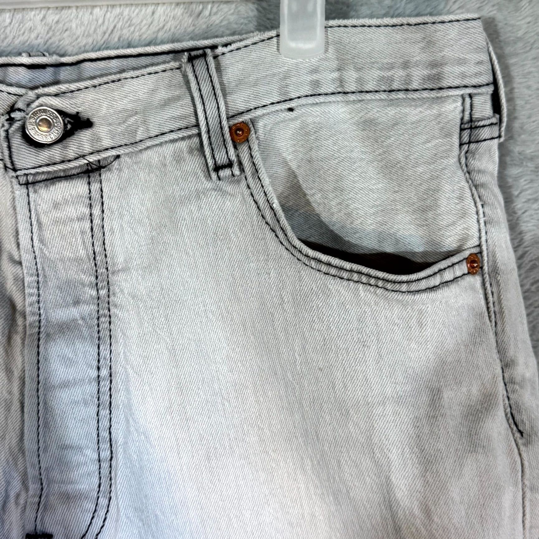Levi's Levi's Shorts Bermuda Gray 501 Original Fit Mid-Rise Button-Fly Mens 36 Size US 36 / EU 52 - 4 Thumbnail