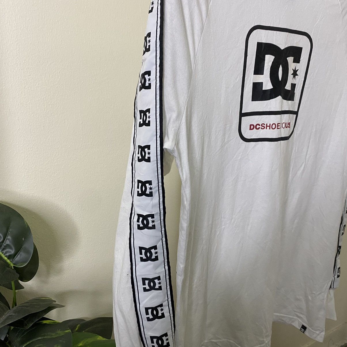 DC Vintage Y2K DC Shoe USA Skateboard Sidetape Skater LS Tee Size US M / EU 48-50 / 2 - 3 Thumbnail
