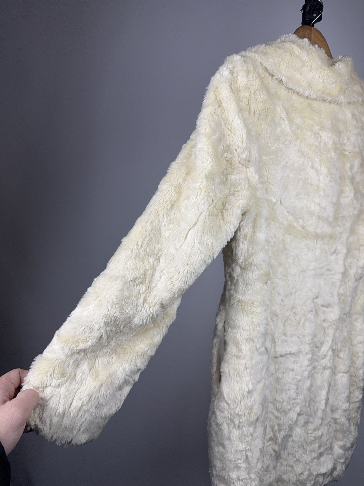Japanese Brand Avant Garde 00s Ivory Faux Fur Coat Vintage Korean Designer Size S / US 4 / IT 40 - 16 Thumbnail