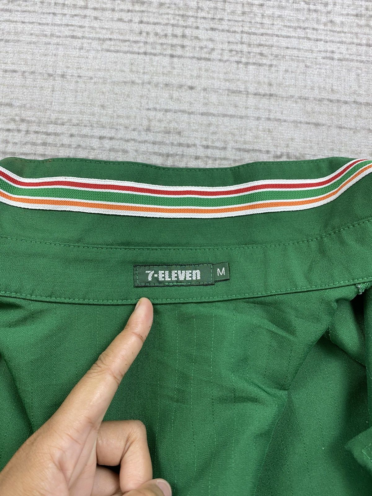 Japanese Brand × Vintage Vintage 7 Eleven Japan Uniform Long Sleeve Jacket Size US M / EU 48-50 / 2 - 11 Thumbnail
