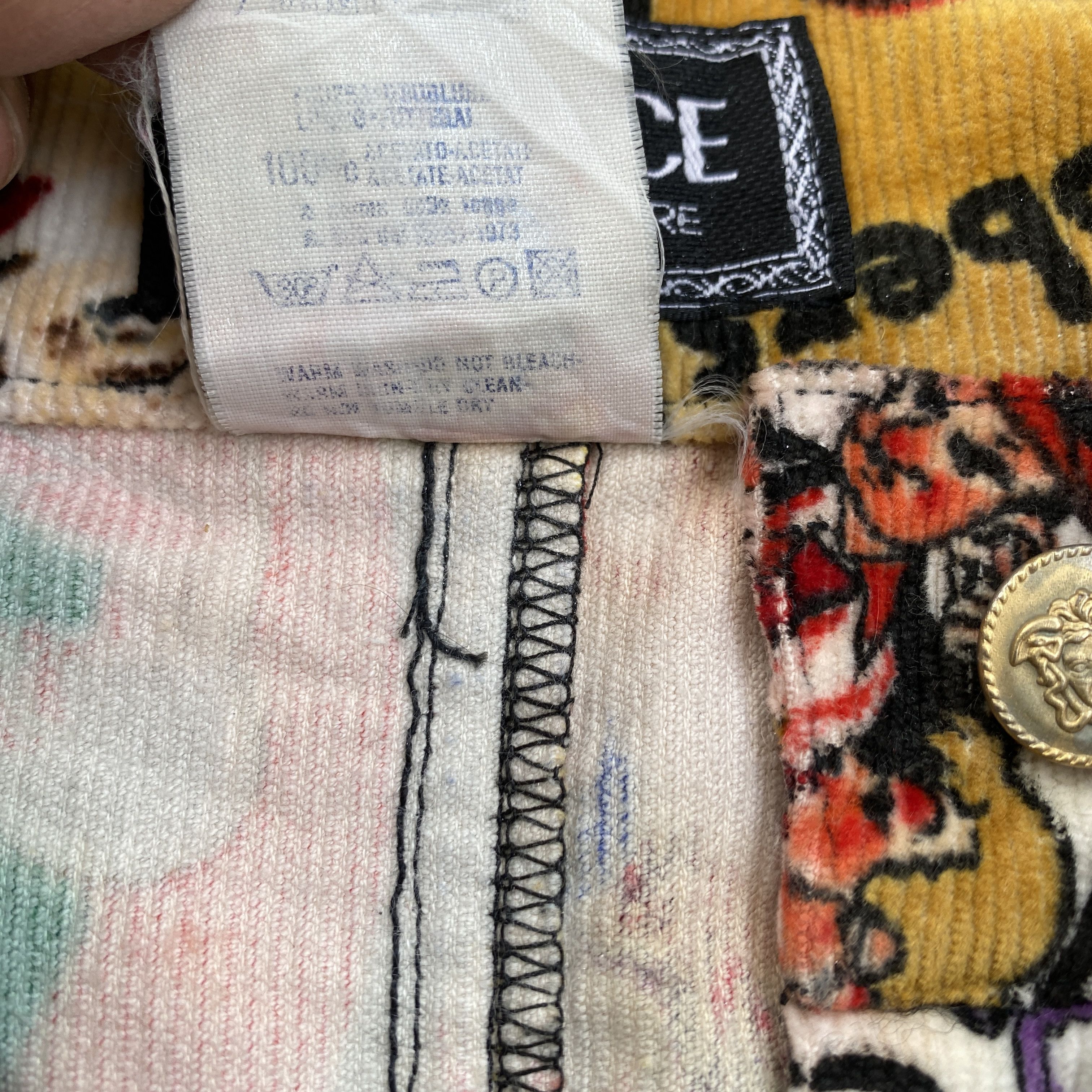 Versace Rare Vintage Versace Corduroy HW Skirt 80s Cinema Size 24" / US 00 / IT 34 - 5 Thumbnail