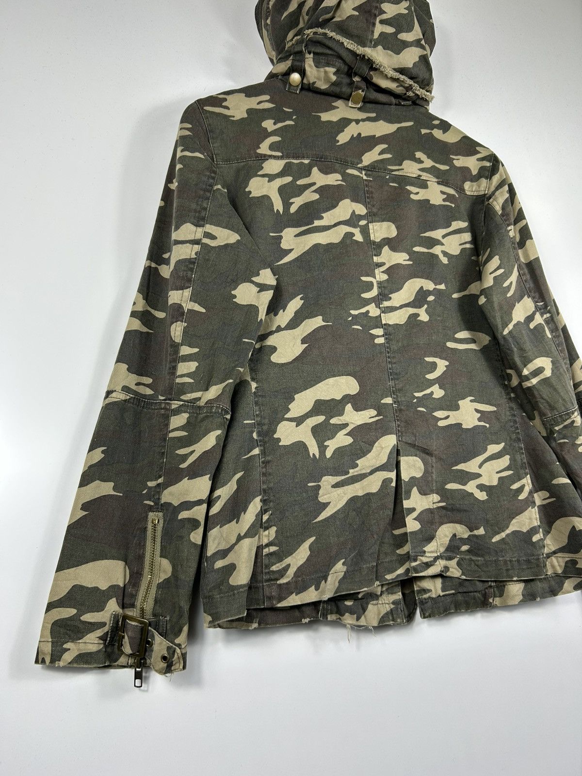 Japanese Brand ⚡️Vintage Fazbee Camo Hooded Multi Pocket Zipper Jacket Size M / US 6-8 / IT 42-44 - 16 Thumbnail
