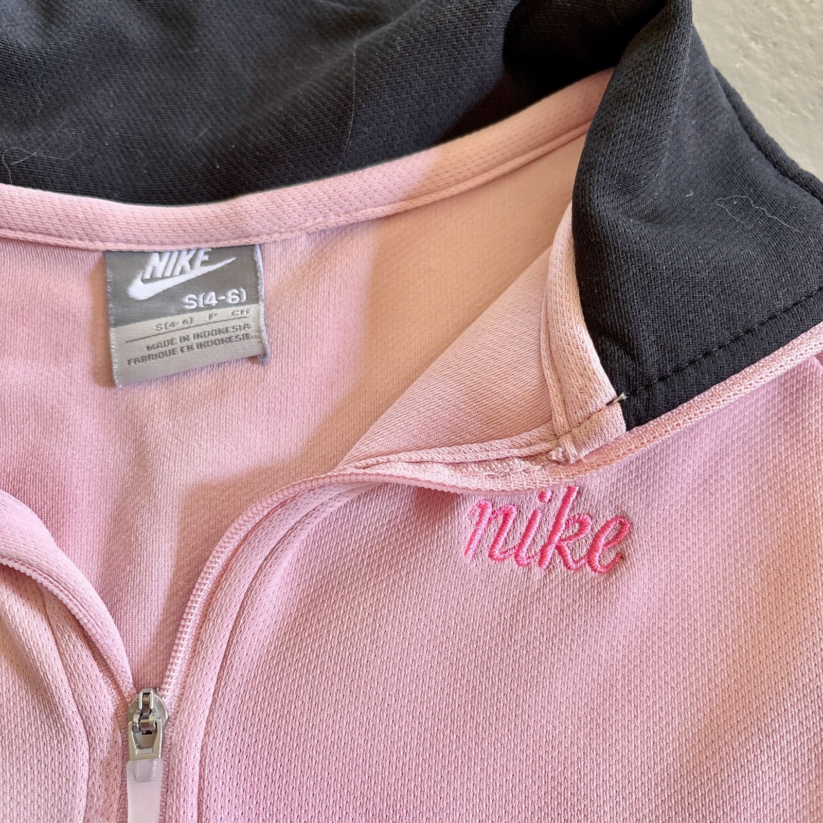 Nike Nike Pink Quarter Zip Womens Small Y2K Grey Tag VTG Jacket Size S / US 4 / IT 40 - 4 Thumbnail