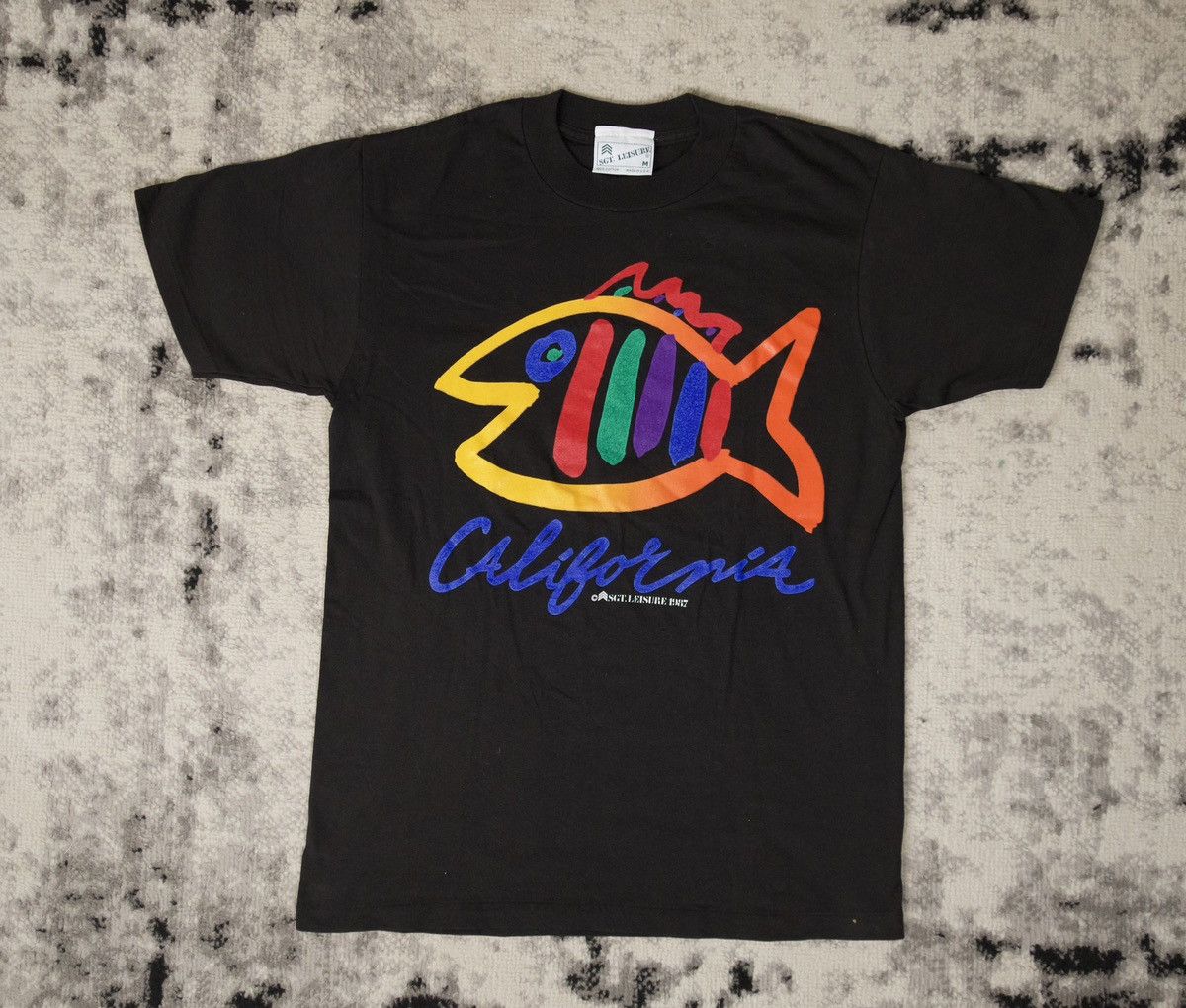 Vintage Vintage 1987 SGT. Leisure California Single Stitch T-Shirt Size US M / EU 48-50 / 2 - 1 Thumbnail