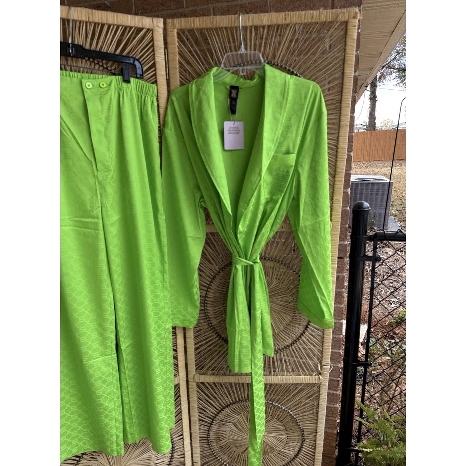 Vintage Savage Smoking Jacket and Satin Pants Kelly Green Jacquard Monogram M Men Lounge Set Size US 31 - 6 Thumbnail