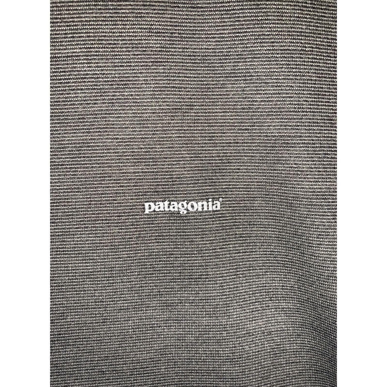 Patagonia Patagonia Capilene Long Sleeve Shirt Front Mens XL-10568 Striped Crew Neck Pullover Size US XL / EU 56 / 4 - 3 Thumbnail