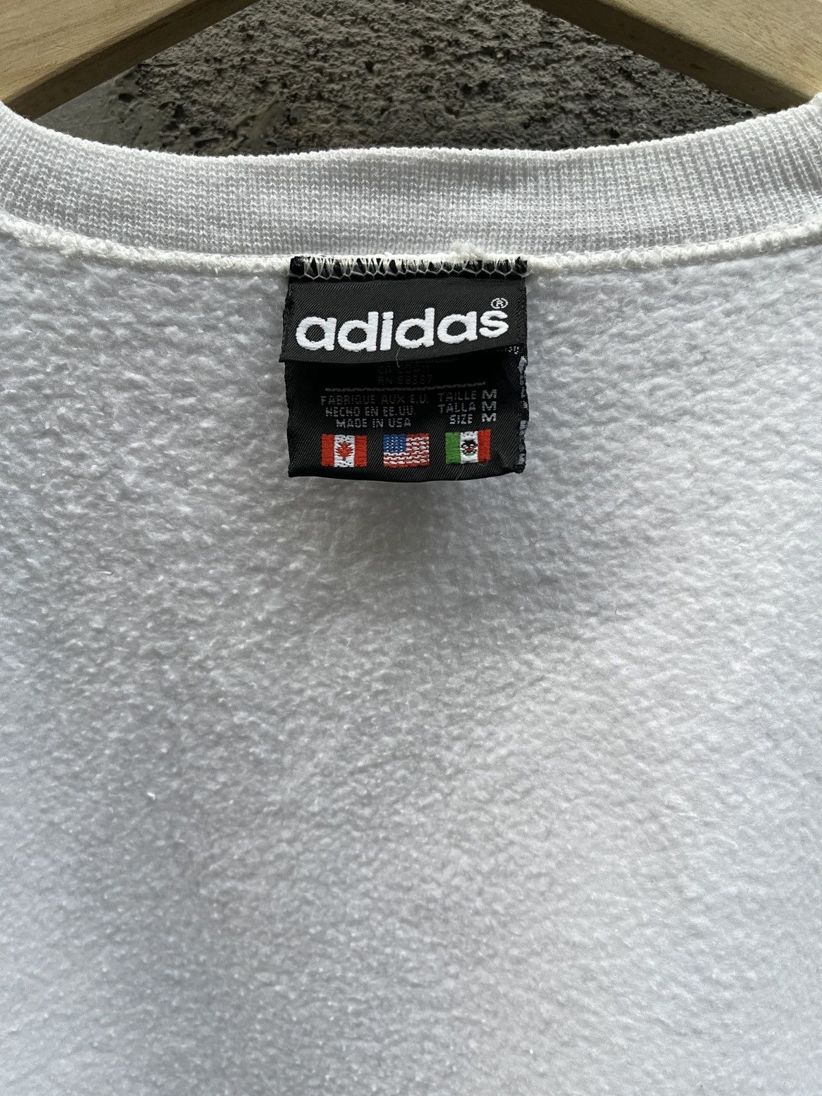 Adidas Adidas Vintage White - Size on tag M | Rare 90s Look. Size US M / EU 48-50 / 2 - 5 Thumbnail