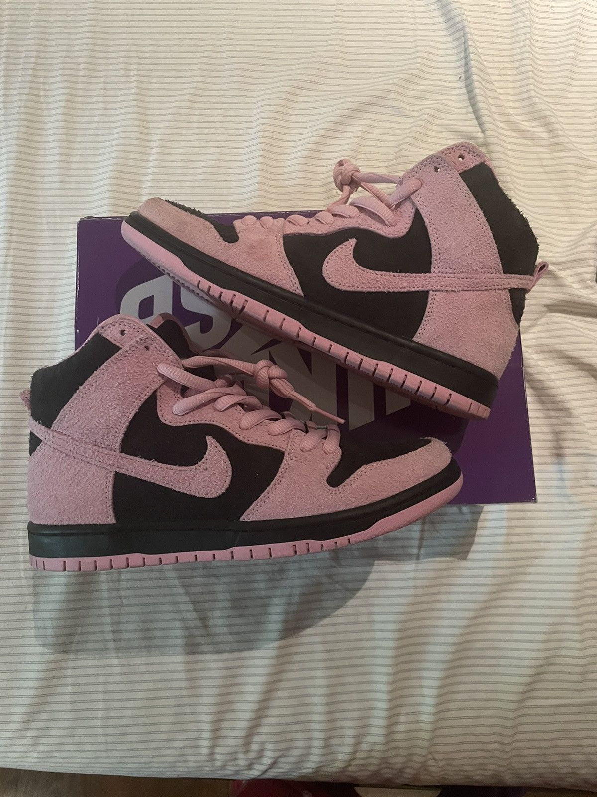 image of Invert/reverse Celtics Nike Sb Dunk High Pro Shoes, Men's (Size 8)