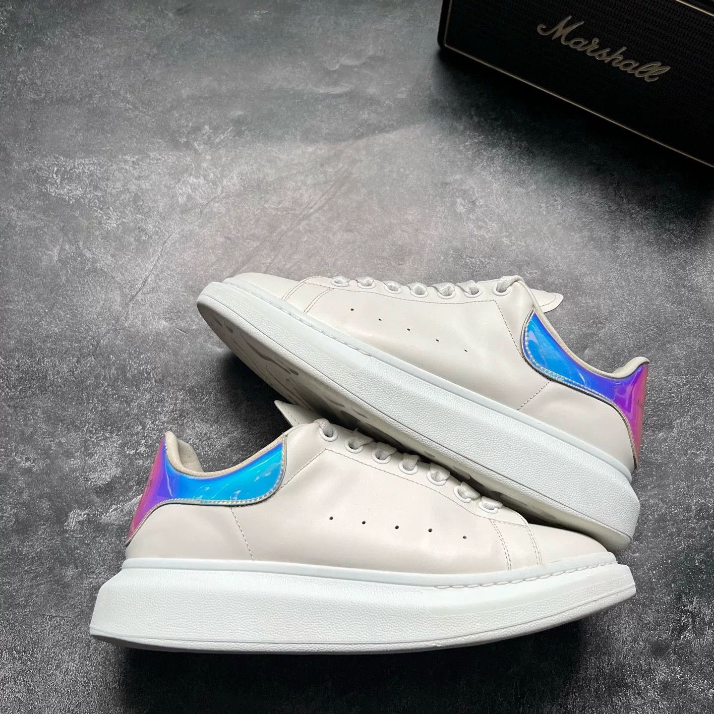 Alexander McQueen Alexander McQueen Lowtop Sneakers 42 Men Size US 9 / EU 42 - 1 Thumbnail