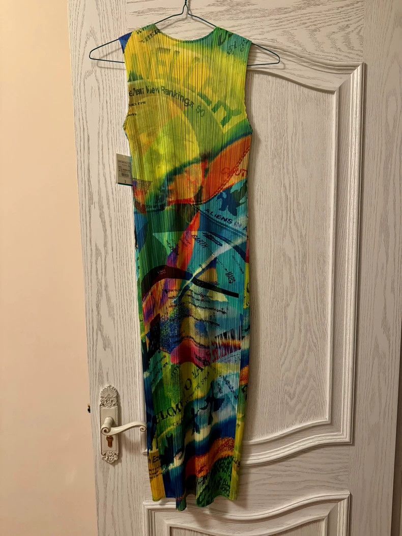Issey Miyake Issey Miyake size:3 Green space traveler dress Size S / US 4 / IT 40 - 7 Thumbnail