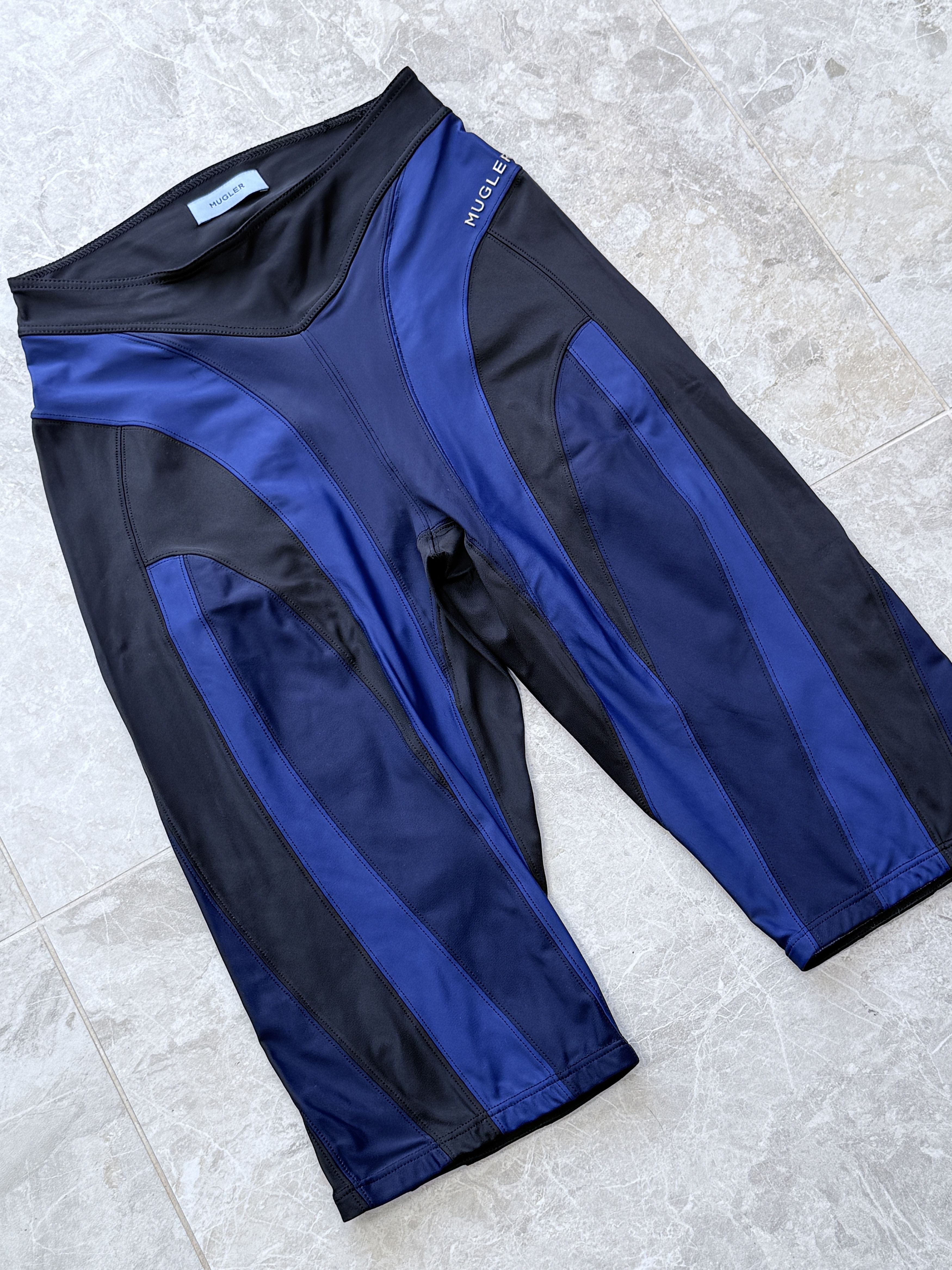 Mugler Spiral paneled biker shorts Size 27" / US 4 / IT 40 - 2 Thumbnail
