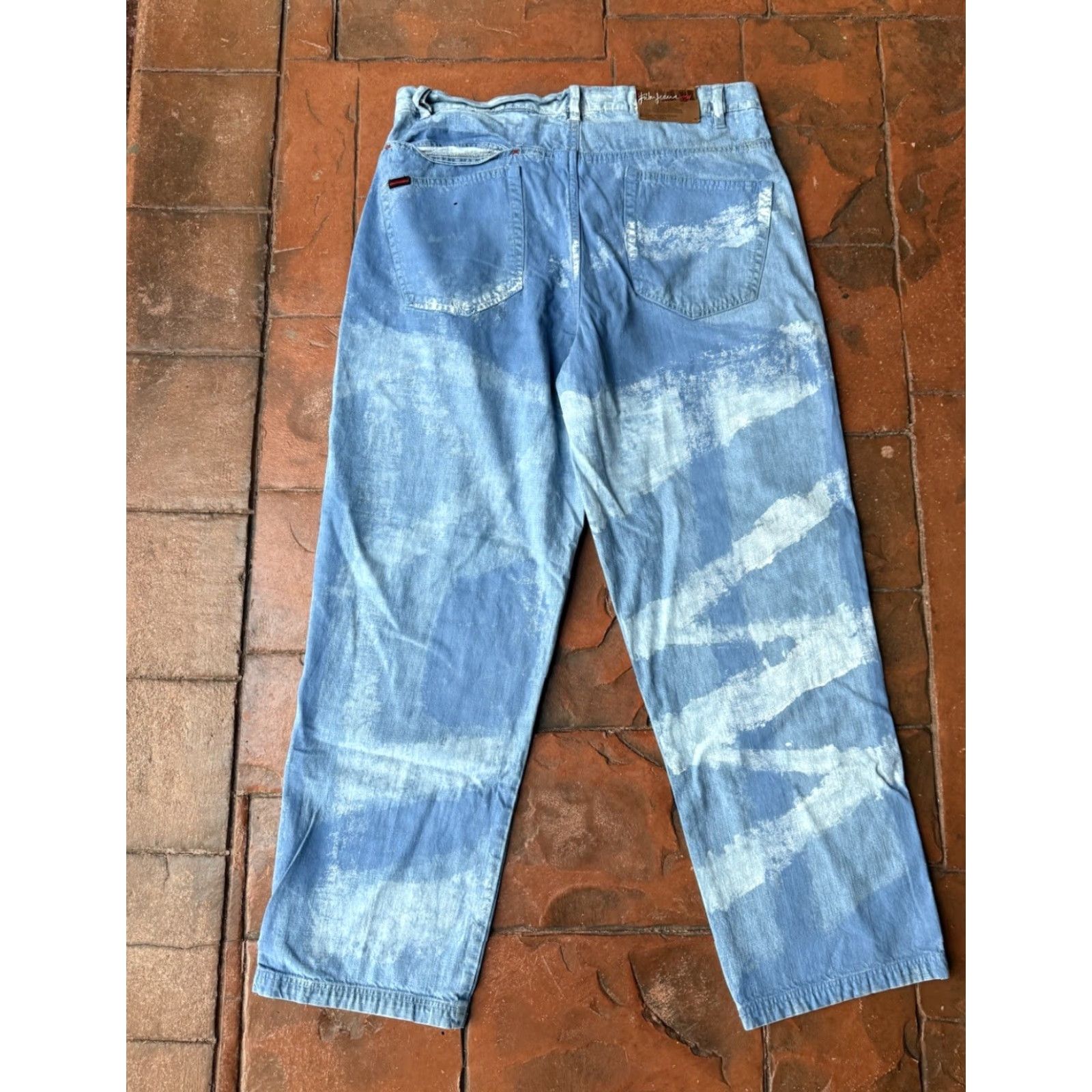 Fubu VINTAGE FUBU Baggy Jeans Men 38x34 Denim Straight Hip Hop 5-Pocket Stains Paint Splatter Blue Mens Size US 33 - 3 Thumbnail