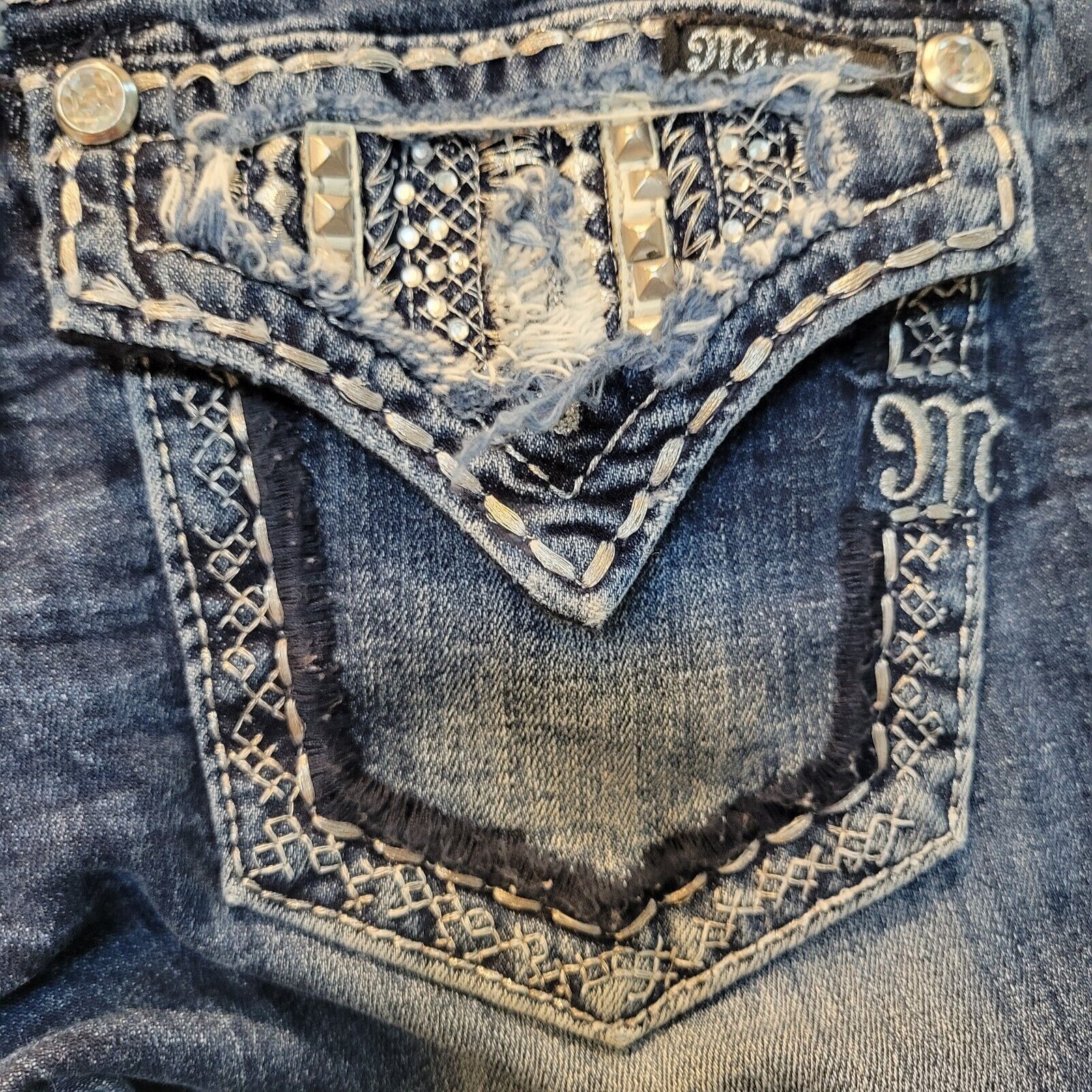Miss Me Miss Me Jeans Womens Size 27 x 22L Cuffed Capri Size 27" / US 4 / IT 40 - 5 Thumbnail