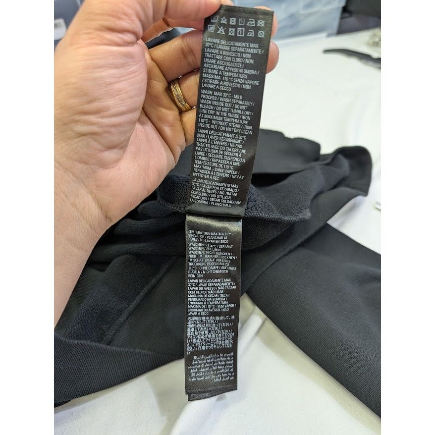 Balenciaga o1rshd1 Q:2 / Large Fit Hoodie in Black/White Size US XS / EU 42 / 0 - 15 Thumbnail
