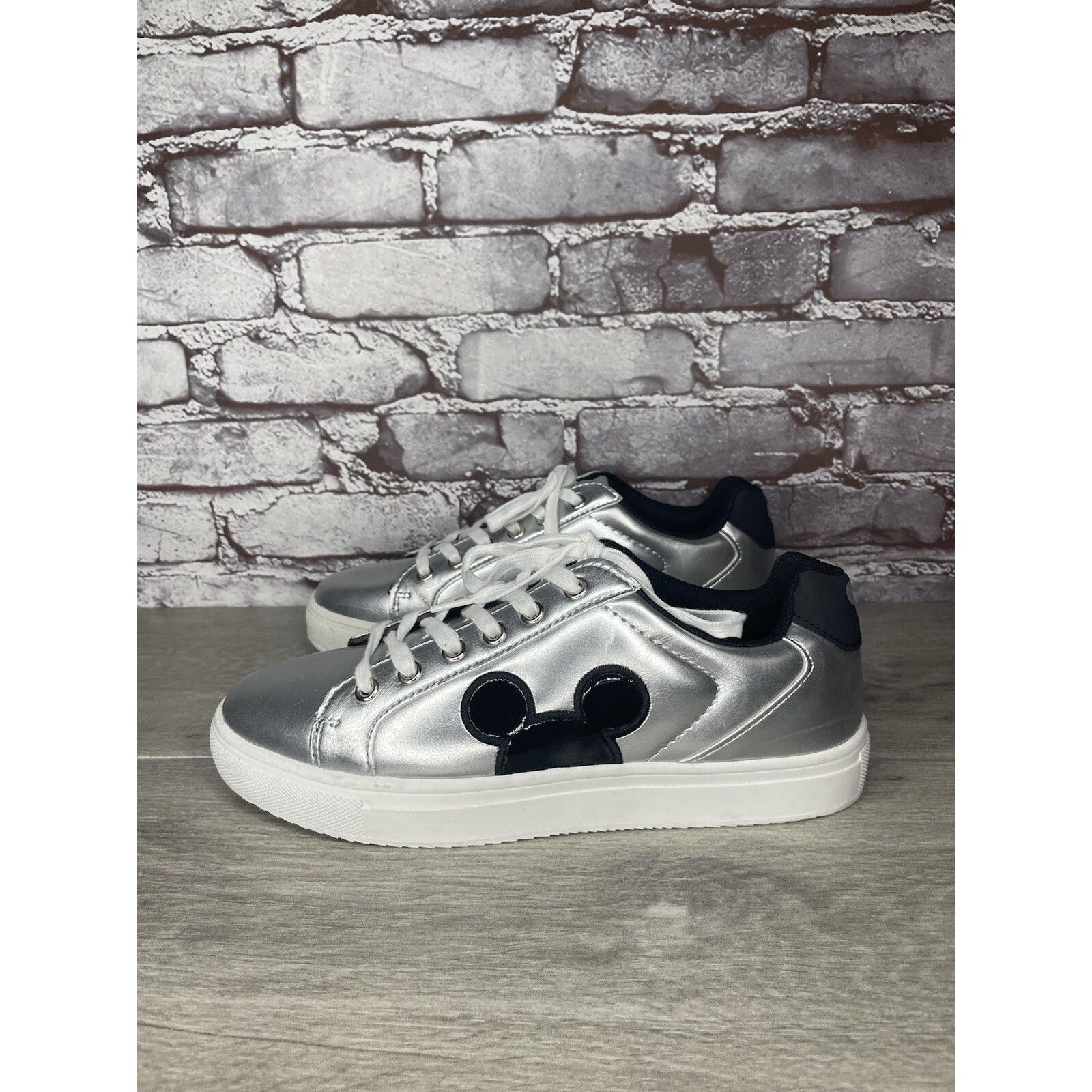 Disney Disney Mickey Mouse Silver Metallic Textile Lace Up Low Snea Size US 10 / IT 40 - 19 Thumbnail