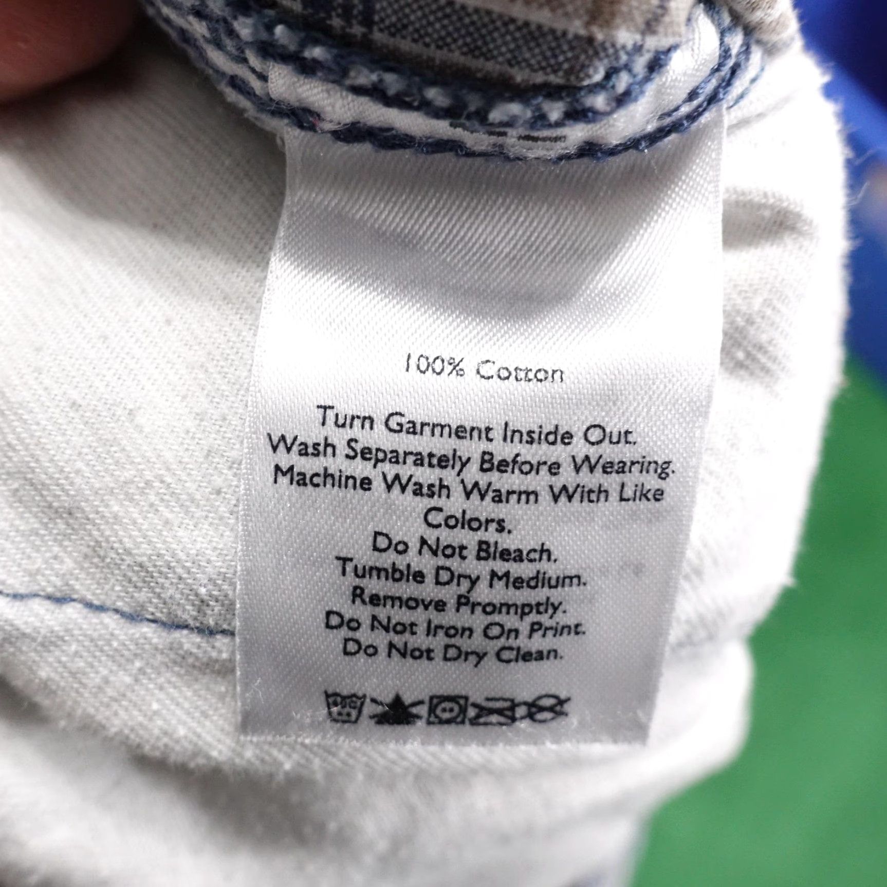 Eddie Bauer Eddie Bauer Shorts Mens 40 Blue Plaid Cargo Relaxed Cotton Canvas 10 Inseam Pockets Zip Front Flat Front Casual Summer Mens Size US 40 / EU 56 - 6 Thumbnail