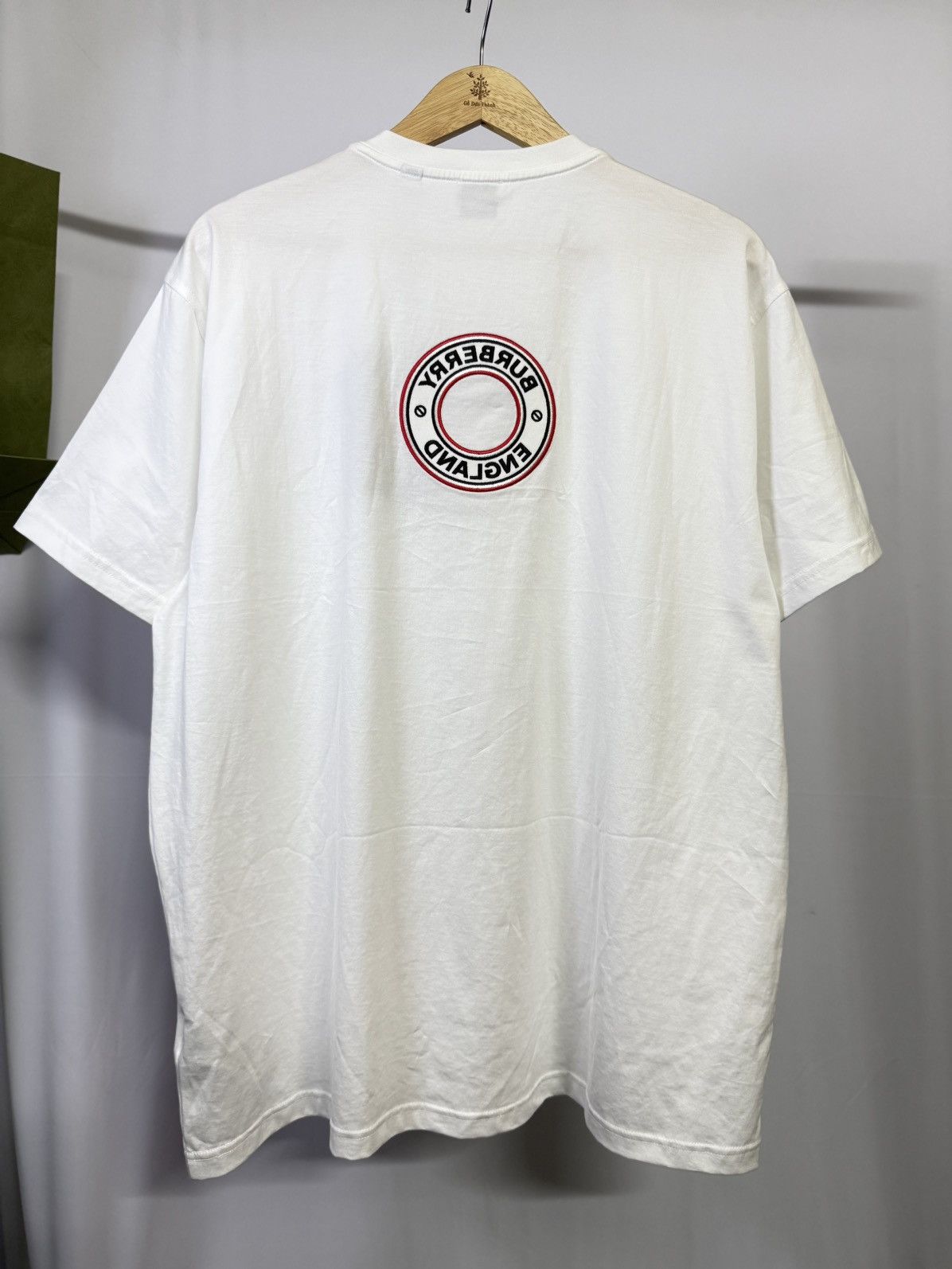 Burberry Burberry Tee circle Size US M / EU 48-50 / 2 - 3 Thumbnail