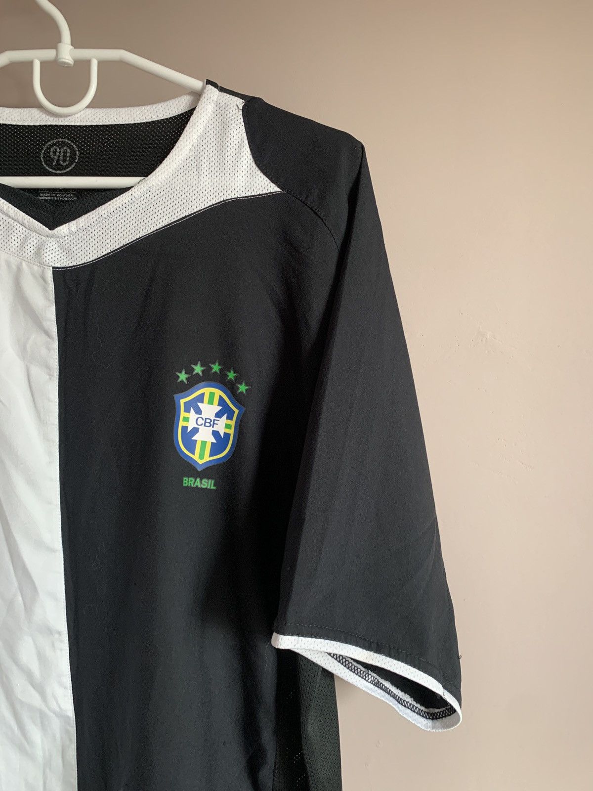 Nike Brazil 2004 Special Football Shirt Vintage Nike Soccer KAKA Size US XL / EU 56 / 4 - 4 Thumbnail