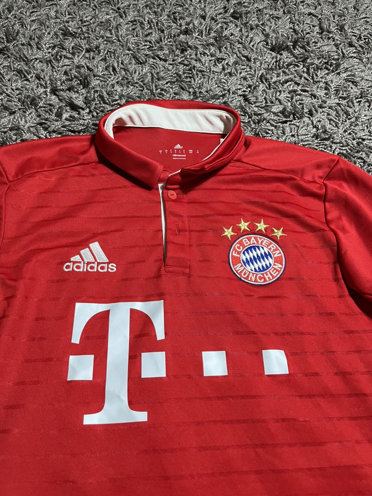 Adidas BAYERN MUNCHEN ADIDAS 2016/17 SOCCER FOOTBALL JERSEY Size US S / EU 44-46 / 1 - 2 Thumbnail