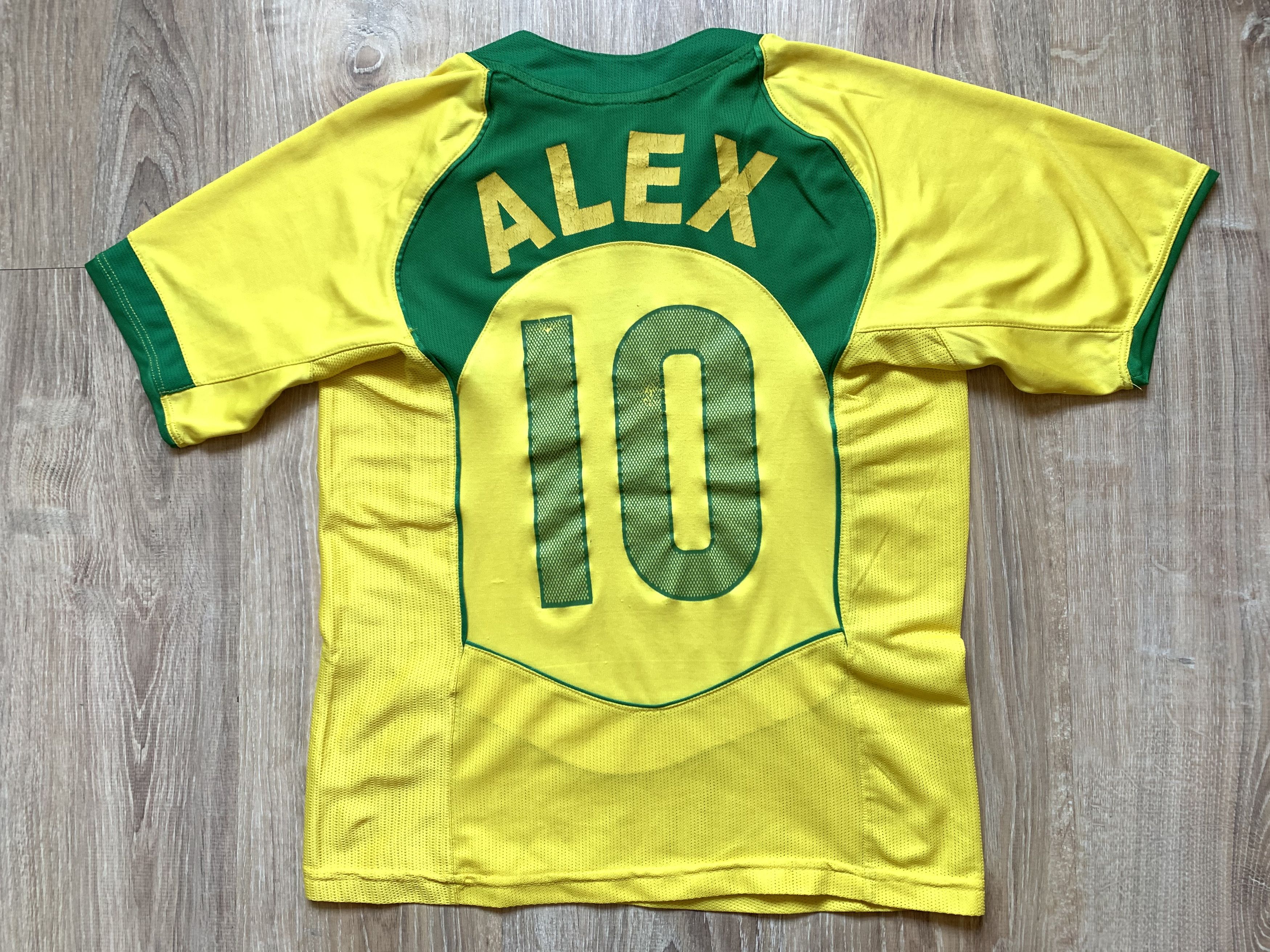 Nike × Vintage Vintage Nike Brazil Football Shirt #10 Alex 2004-2006 Size US XS / EU 42 / 0 - 2 Thumbnail