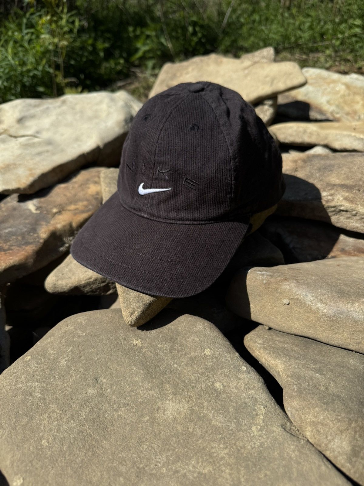 Vintage Vintage Nike Distressed Y2k Cap Size ONE SIZE - 2 Thumbnail