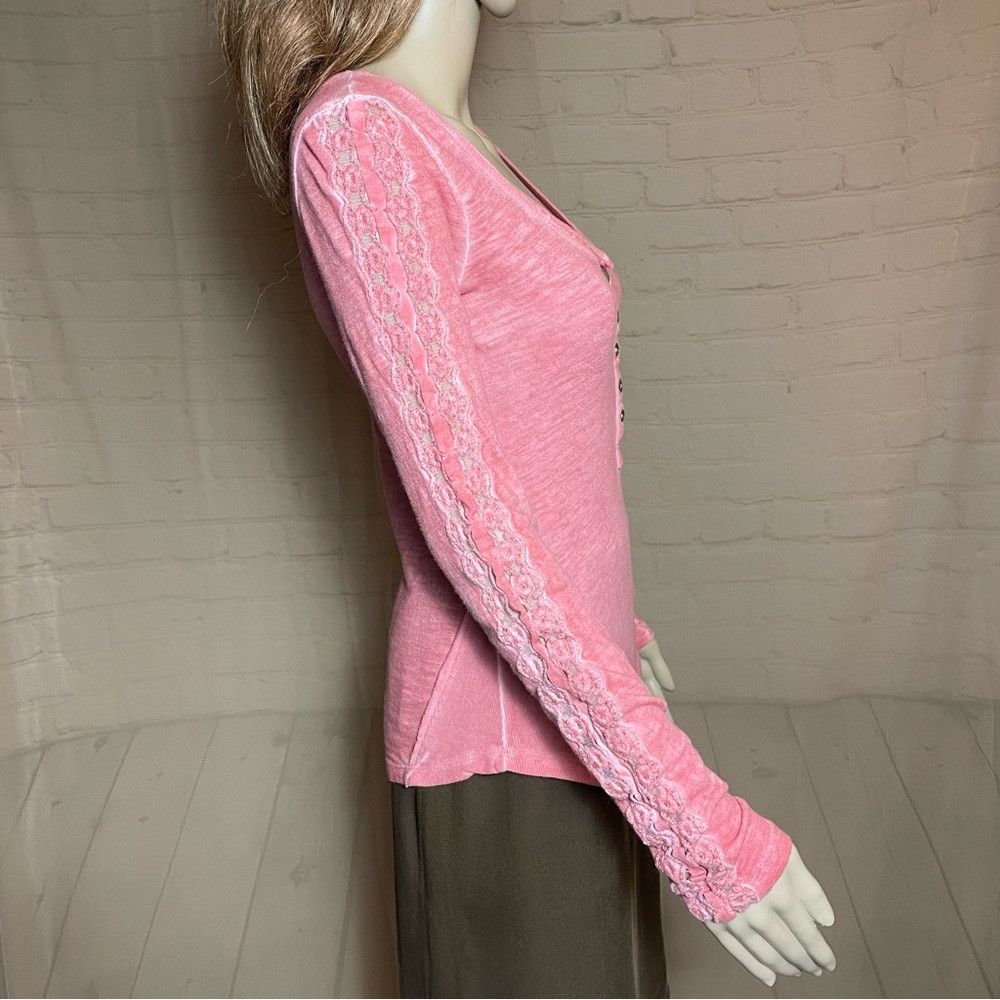Free People Free People Shell Stitch Long Sleeve Coral Pink Henley Size Size XS / US 0-2 / IT 36-38 - 4 Thumbnail