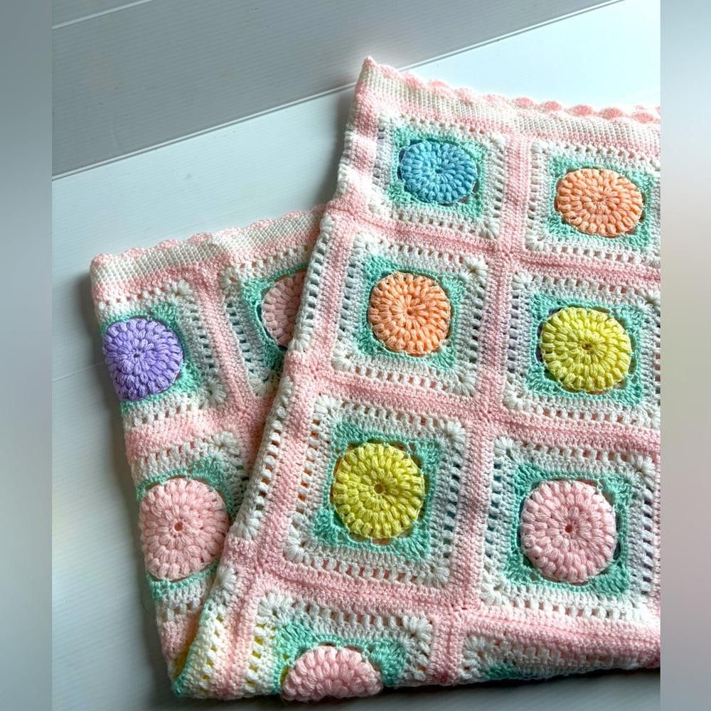 Designer Handmade Crochet Pastel Baby Blanket Size ONE SIZE - 3 Thumbnail