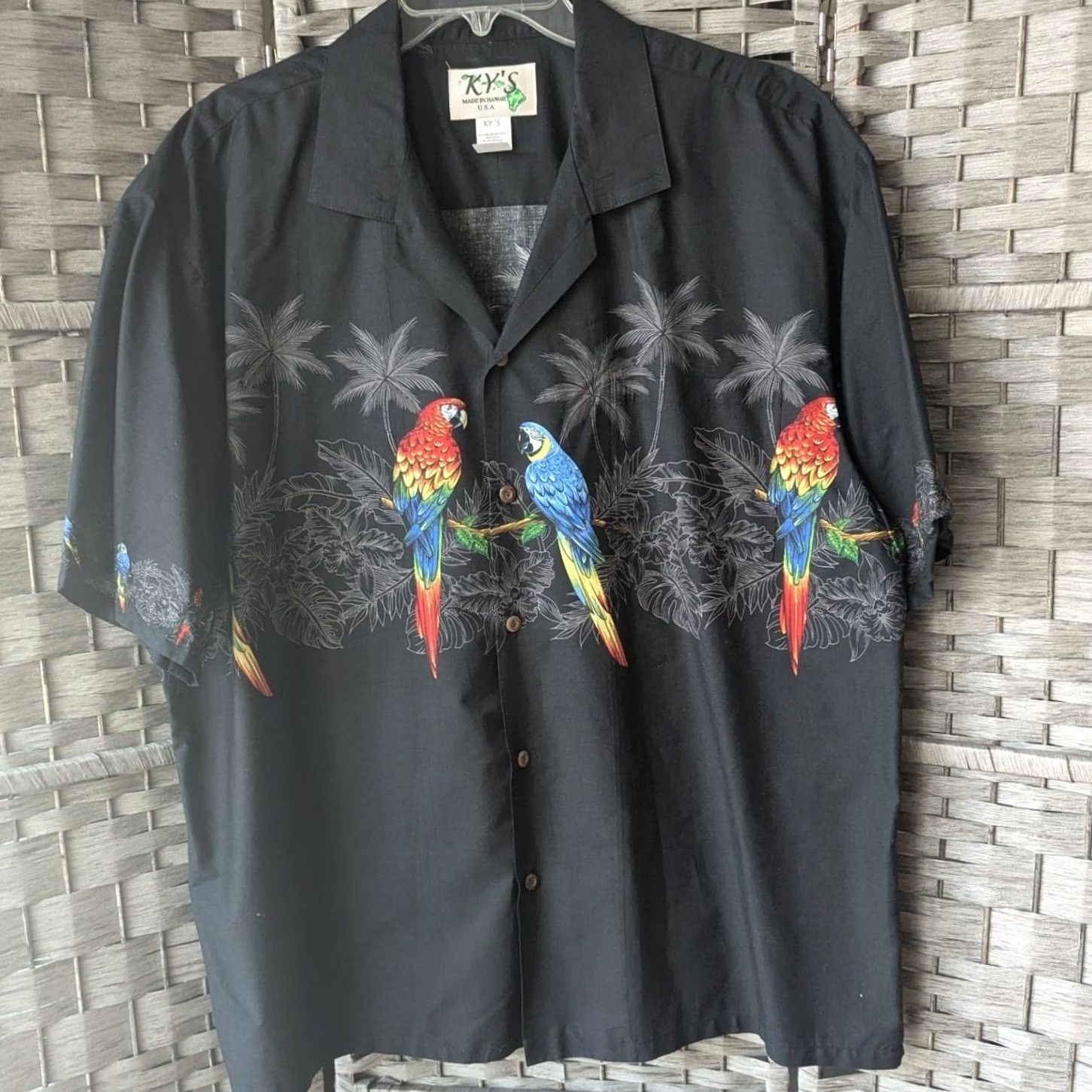Vintage KY'S Hawaiian Short Sleeve Camp Shirt Black Parrot Palm Tree Print Mens 2XL Size US XXL / EU 58 / 5 - 2 Thumbnail