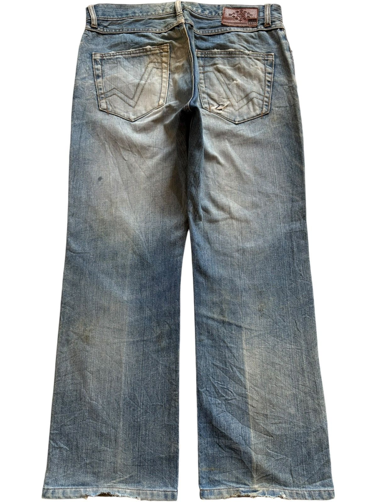 Japanese Brand Vintage Japanese Brand Mud Wash Distressed Bootcut Jeans Size US 33 - 2 Thumbnail