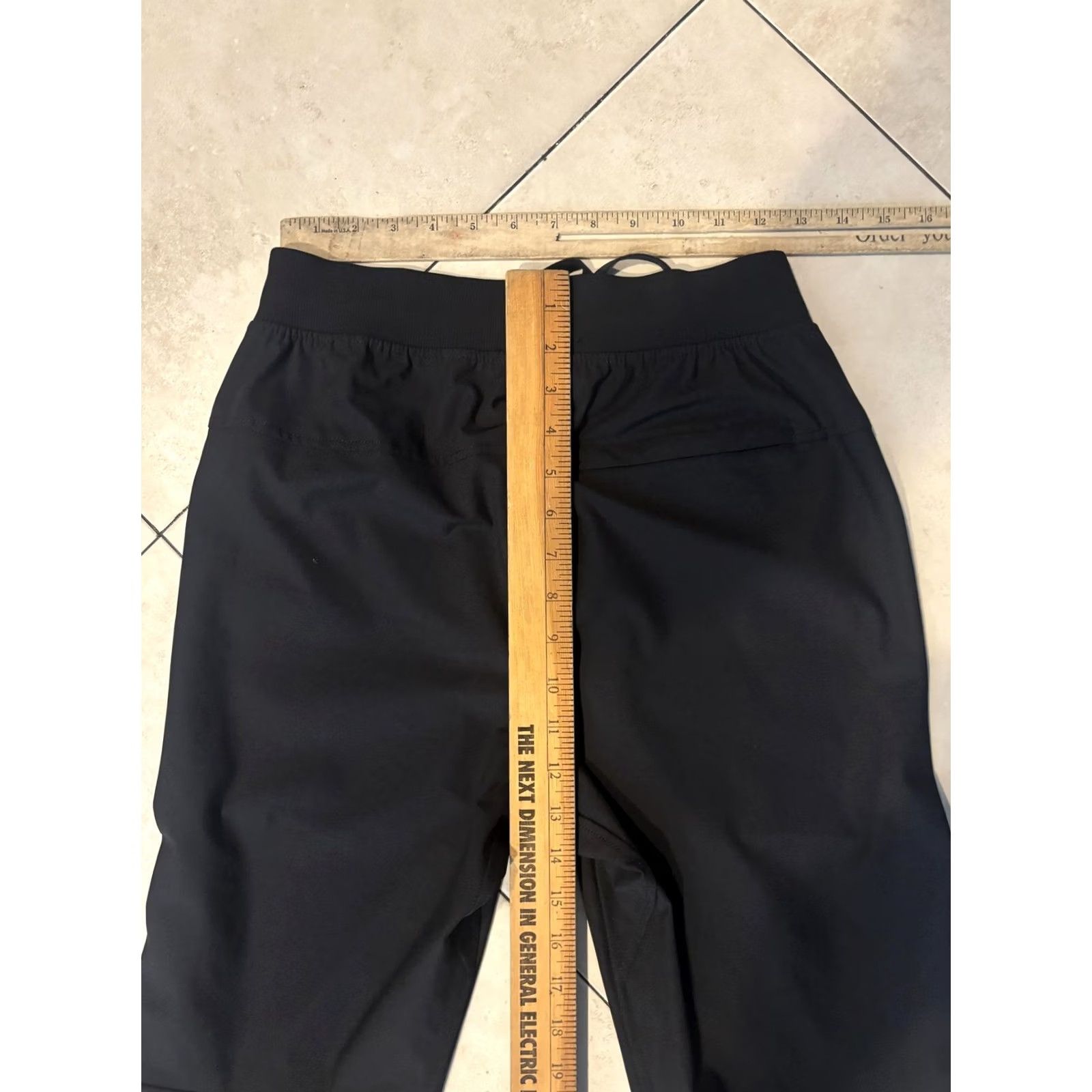 Lululemon Lululemon Pants Mens S Black Jogger Elastic Waist Cuffed Athletic Stretch Pockets Reflective Logo Regular Inseam 27in Size US 29 - 7 Thumbnail