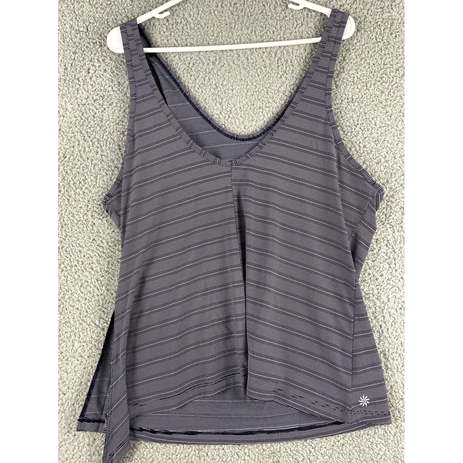 Athleta Athleta Tank Shirt Women’s L Gray Activewear Sleeveless Short Sleeves/Workouts Size L / US 10 / IT 46 - 8 Thumbnail