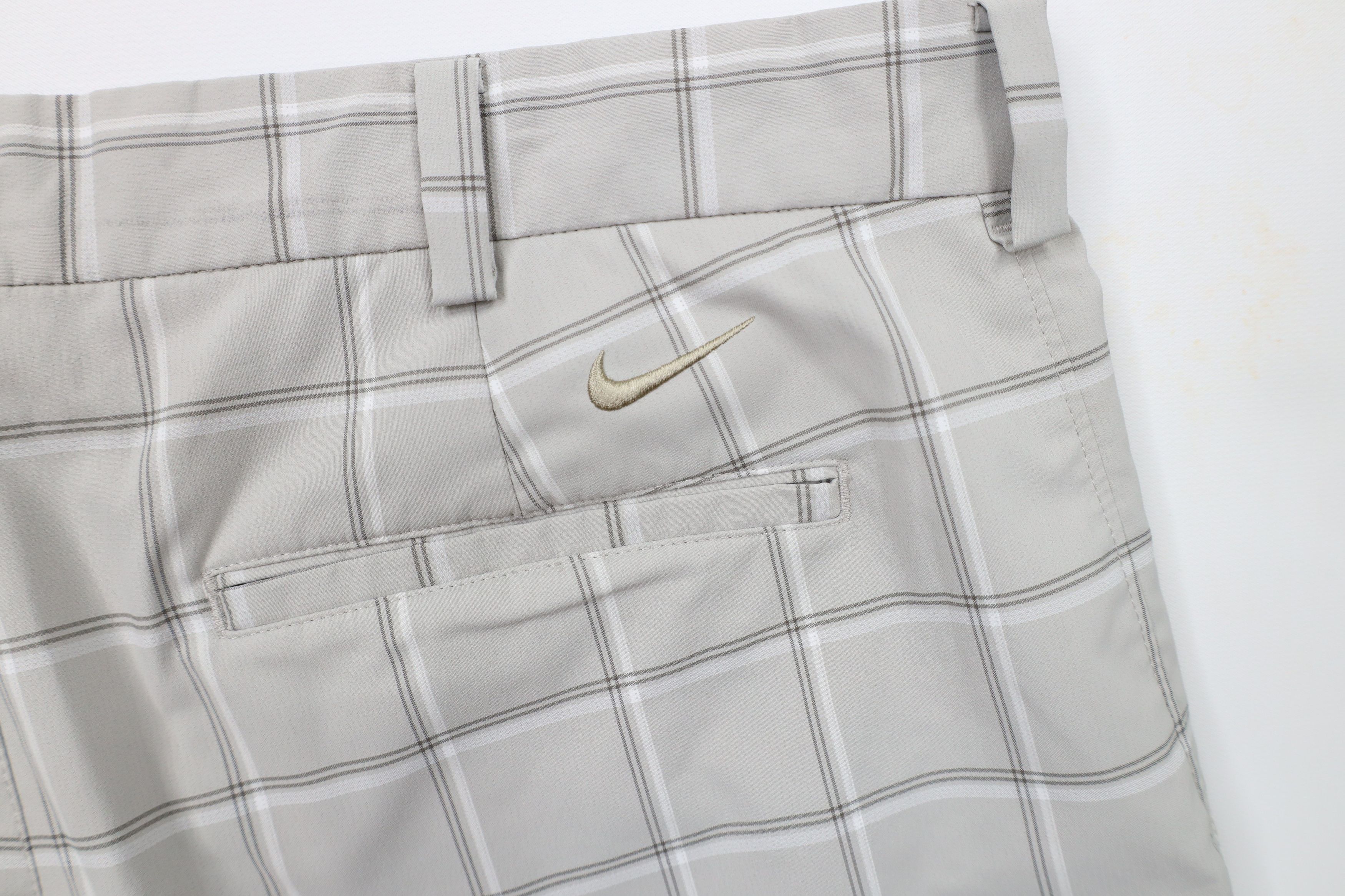 Nike × Vintage Nike Golf Front Golfing Chino Shorts Gray Plaid Polyester Size US 34 / EU 50 - 12 Thumbnail