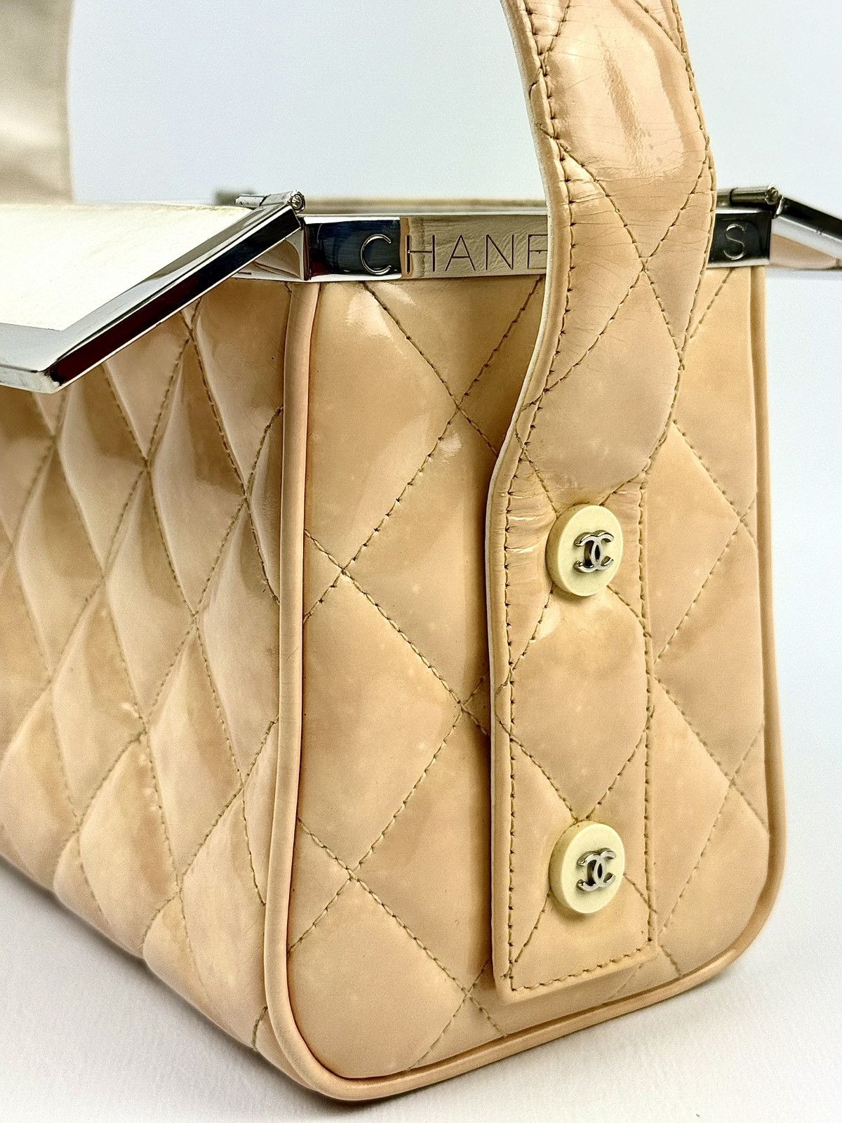 Chanel Chanel - SS/96 - Creme - Quilted - Patent - Runway - Box Bag Size ONE SIZE - 8 Thumbnail