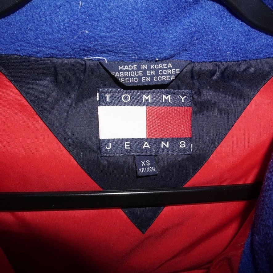 Tommy Hilfiger Vintage Y2K Tommy Hilfiger jean embroider 90s puffer jacket Size US XS / EU 42 / 0 - 3 Thumbnail