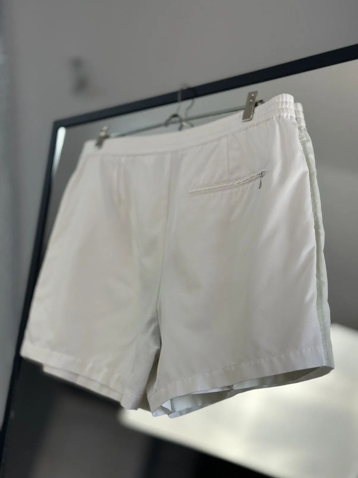 Nike Vintage Nike Shorts Court Swoosh Y2K white Federer Golf Size US 32 / EU 48 - 15 Thumbnail