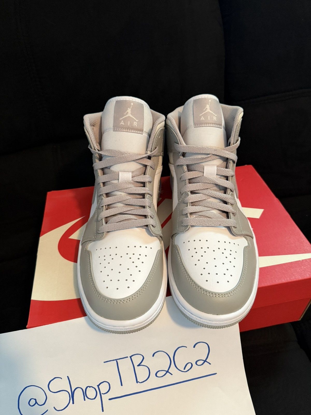 Jordan Brand Jordan 1 Mid "Linen" Size US 9 / EU 42 - 2 Thumbnail