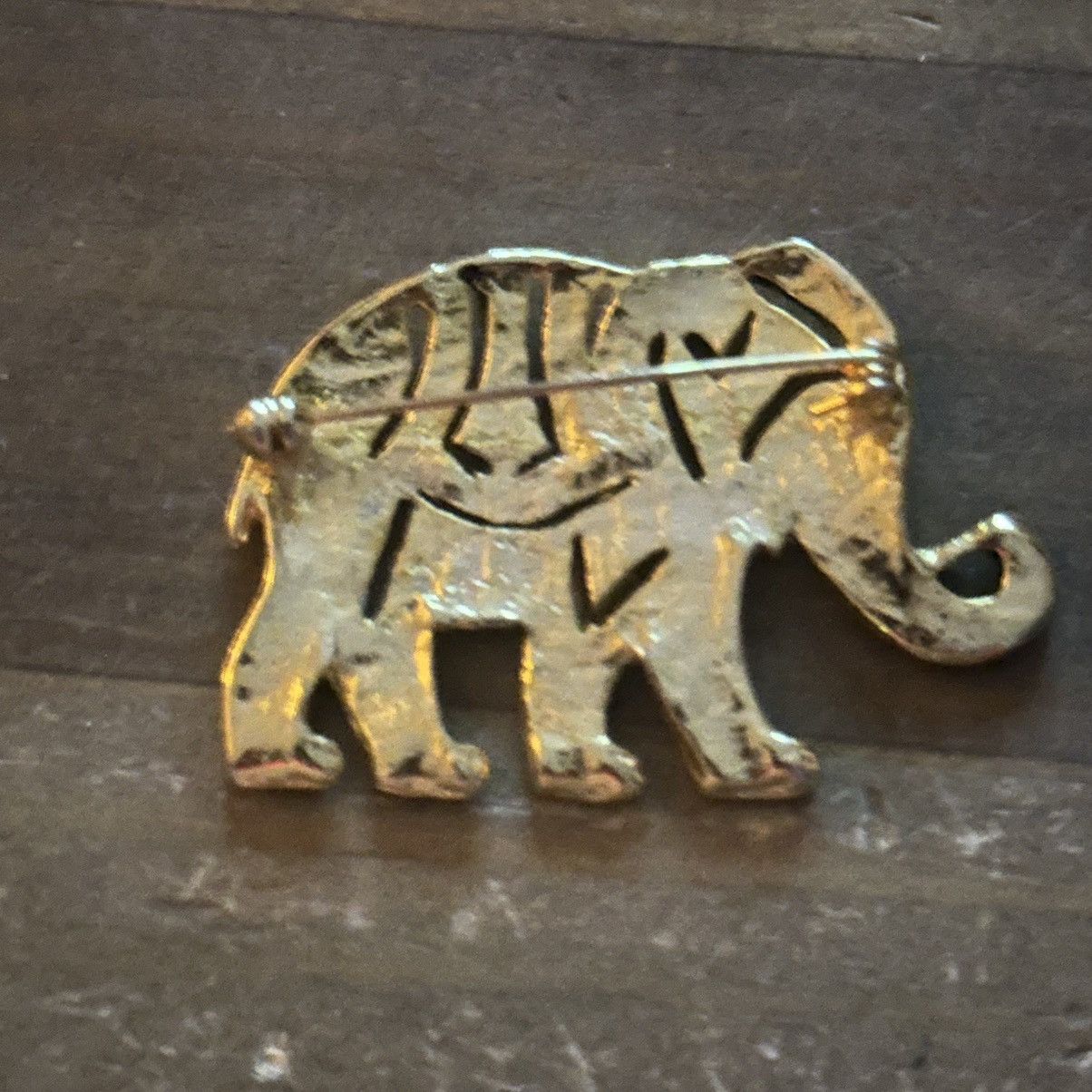 Vintage Vintage gold tone marcasite elephant brooch Size ONE SIZE - 2 Thumbnail