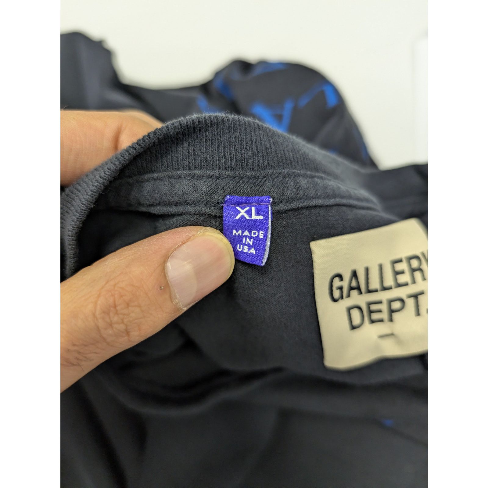 Gallery Dept. o1rshd1 Front Pocket Long Sleeve T-Shirt in Black Size US XL / EU 56 / 4 - 17 Thumbnail