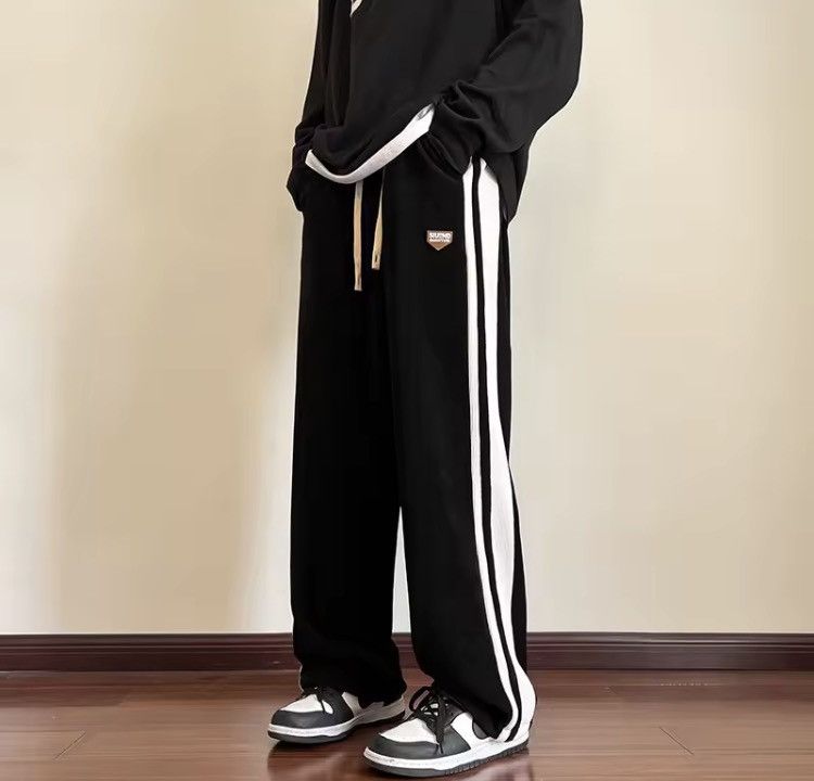 Japanese Brand Black Color Baggy Striped Sweatpants Size US 31 - 5 Thumbnail