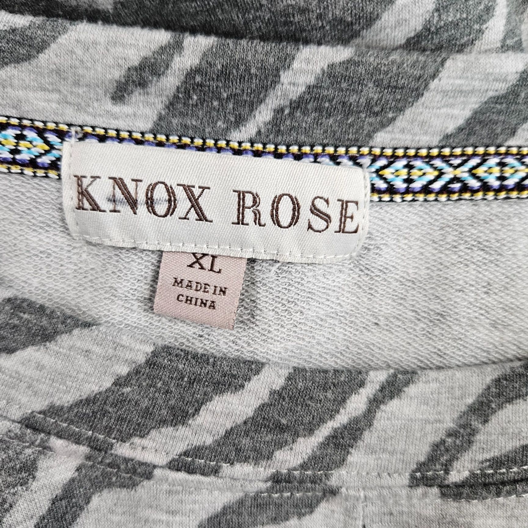 Vintage Knox Rose Womens Top XL Gray Animal Print Long Sleeve Twisted Front Pullover Round Neck Casual Shirt Womens Size XL / US 12-14 / IT 48-50 - 6 Thumbnail