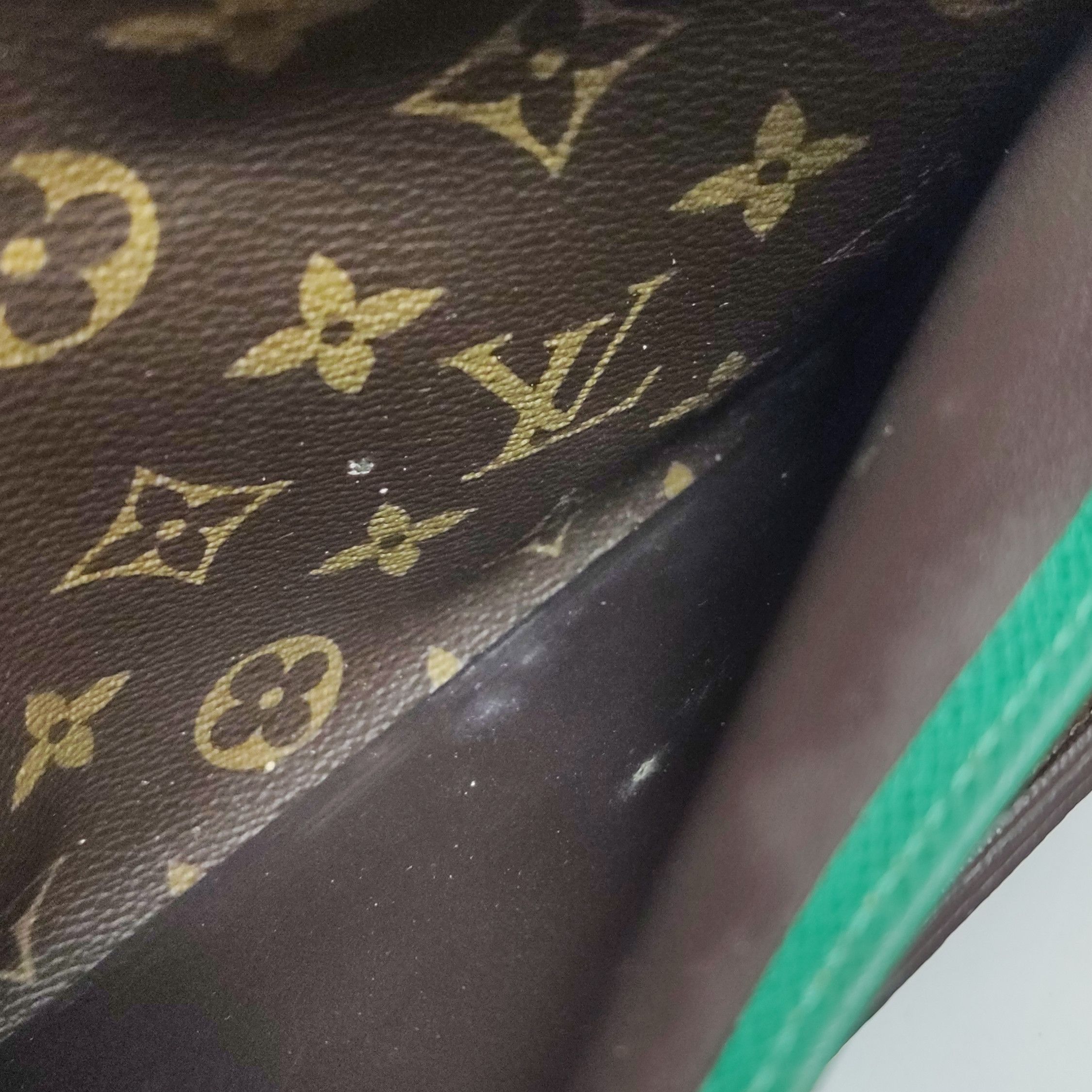 Louis Vuitton Louis Vuitton (LV) JosephineMonogram print snap-on bag wall Size ONE SIZE - 4 Thumbnail