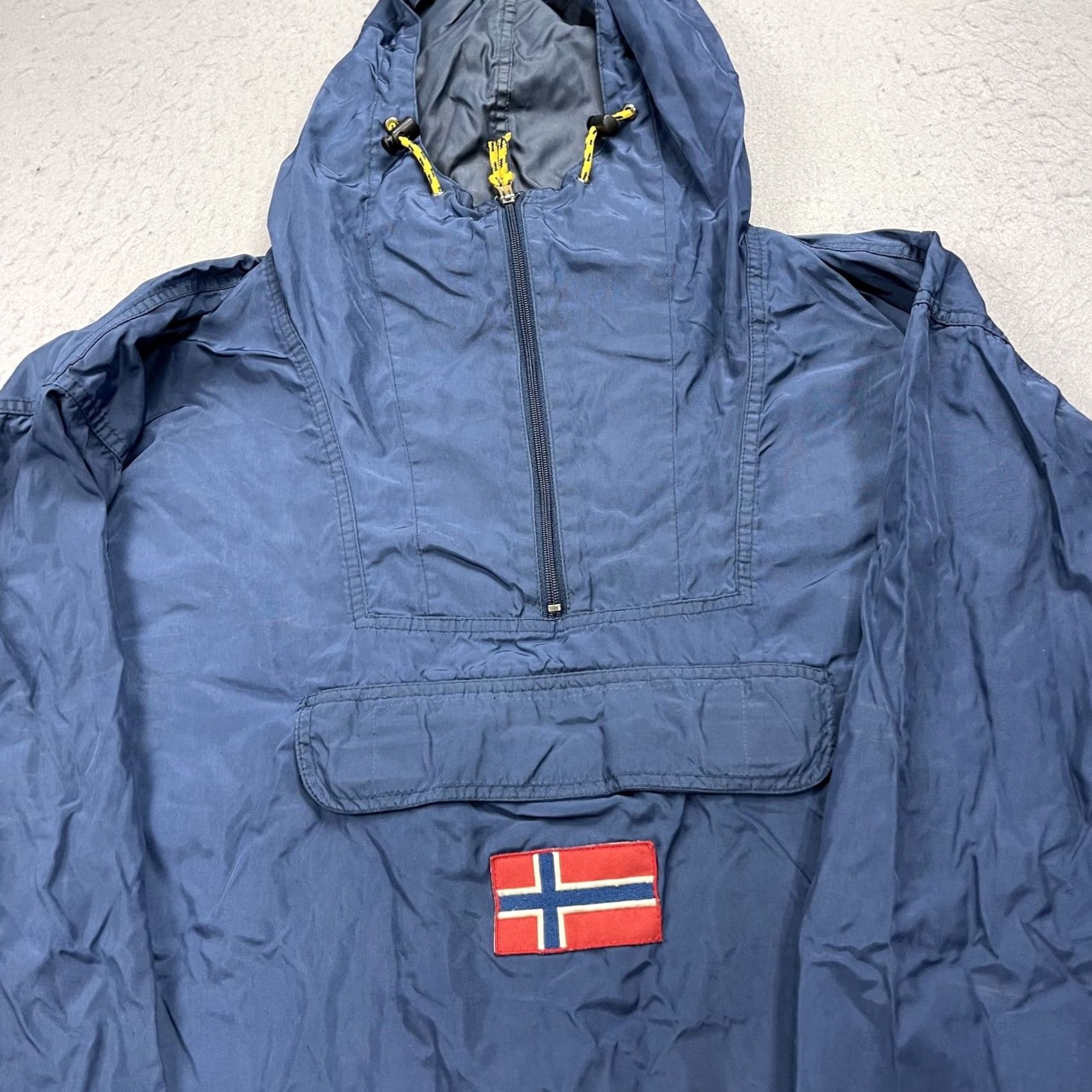 Napapijri VINTAGE Napapijri Geographic Jacket Mens 2XL Blue Anorak Hooded Zip Flag Logo Size US XXL / EU 58 / 5 - 2 Thumbnail