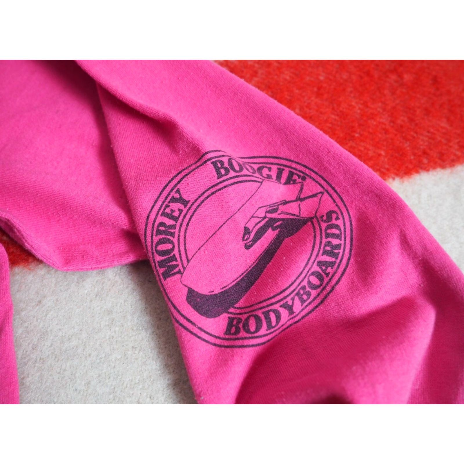 Pinko VINTAGE Morey Boogie T-Shirt Shirt Mens S Pink USA 80s VTG Graphic Print Long Sleeve Crew Neck Cotton Logo Size US S / EU 44-46 / 1 - 5 Thumbnail